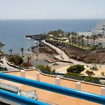 Ocean View 公寓 阿德耶